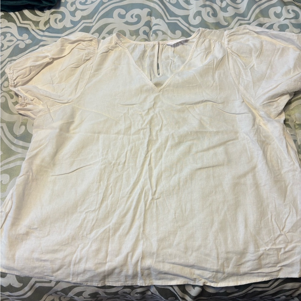 Women’s 2X Lauren Conrad linen shirt.  White.